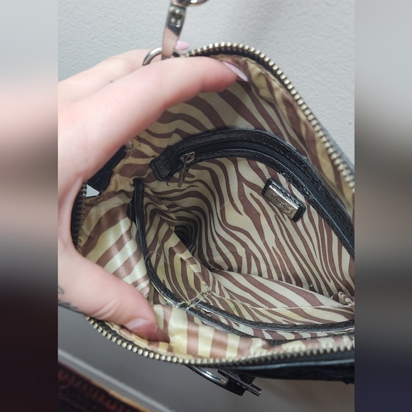 Black GUESS Women's Bag - Picture 4 of 6